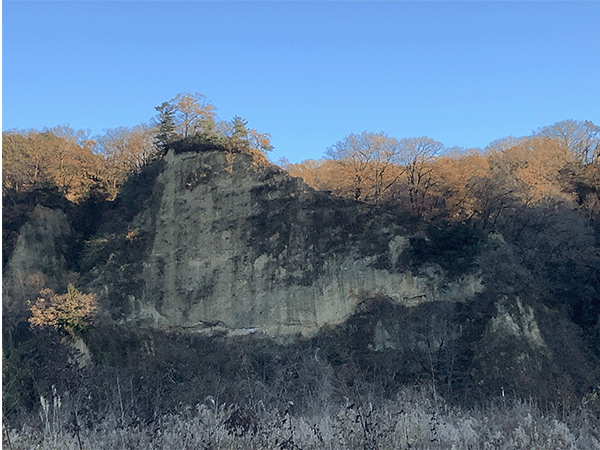 六枚屏風岩の地層