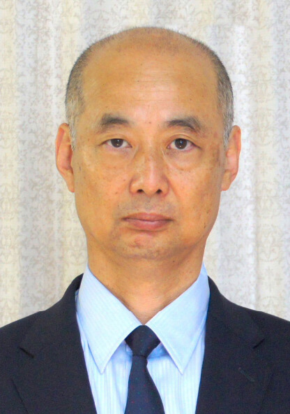 品川区立八潮学園 校長 山口 晃弘