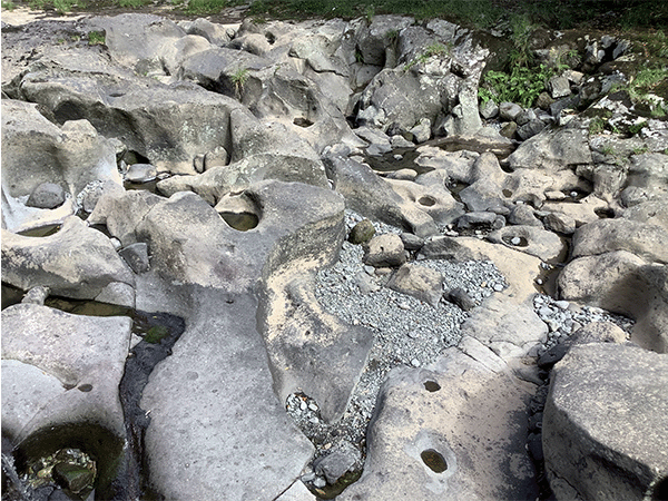 御船川 七滝の甌穴その3